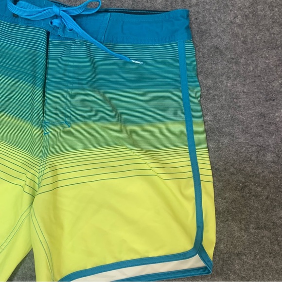 Tony Hawk Reflex Stretch Swim Trunks Men’s Size 32 - Picture 5 of 11